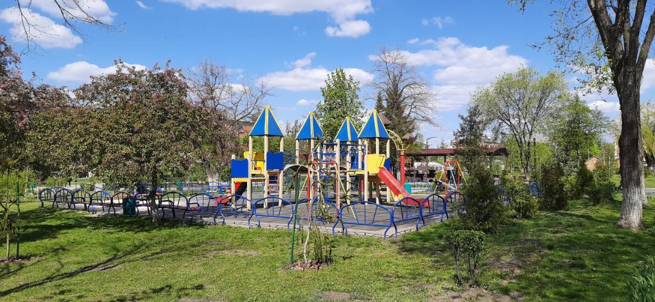Квартира Біля Центральної Площі Перспективна 22 Oleksandriia Exterior foto